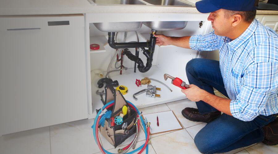 Professional water heater repair in Courtenay, ND